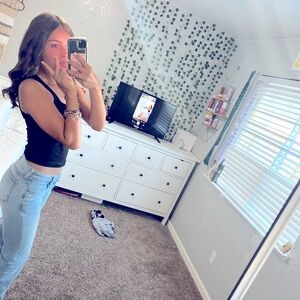 Meet your Posher, Lily